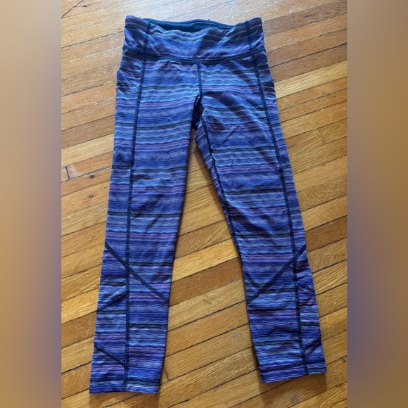 33 - Lululemon Pace Rival Crop -Dye Twist Ultra Violet Multi / Naval Blue Size 4 - Picture 1 of 7